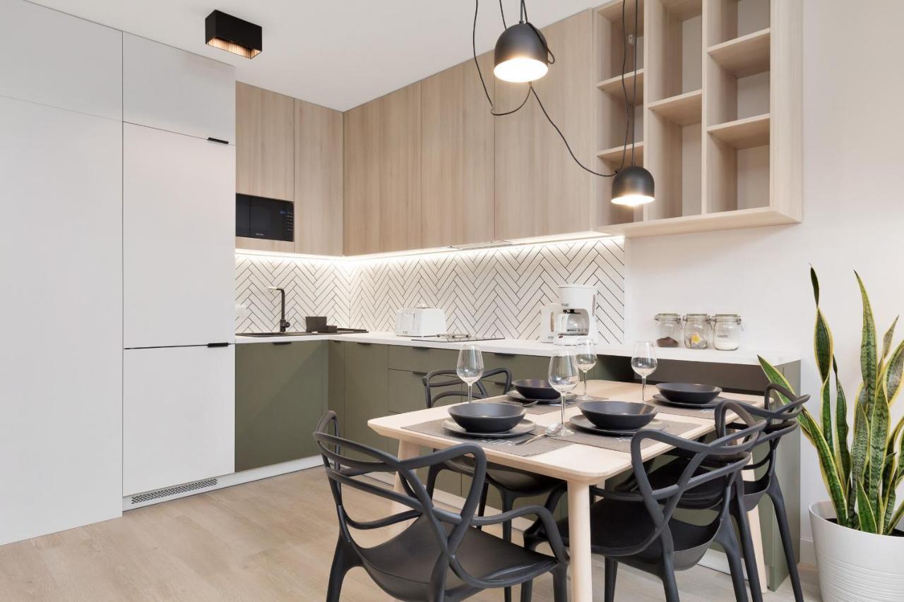 Apartament Premium Platany By Noclegi Renters 코워브제크 외부 사진